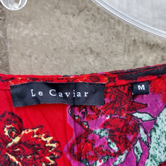 Le Caviar red, multi colored beaded v neckline top - Picture 4 of 8